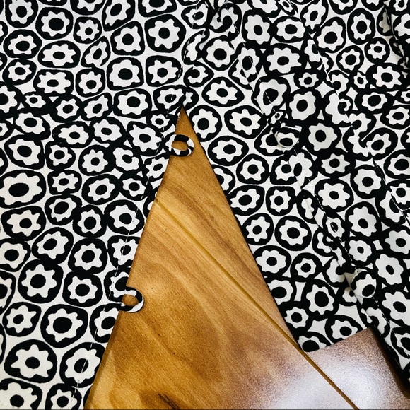 Talbots Floral Long Sleeve Front Tie Blouse S - Picture 7 of 14